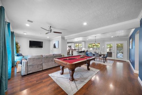 Htown Home Nr Med Center, Nrg Games Yard Bbq