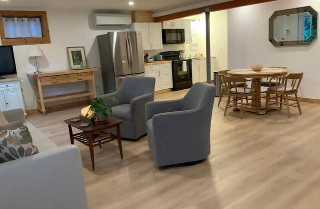 Hudson NY’S Country Serenity Guest Suite.