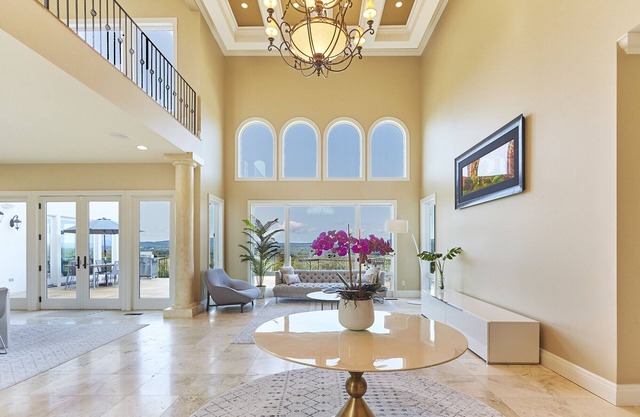 Hudson River retreat. Beautiful villa with amazing views near Rhinebeck