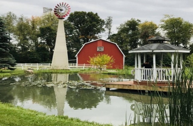 Hummingbird Rest : Christian Retreat in Tiny House