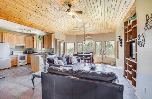 Hunt, Fish & Explore: Mtn-View Home in Hotchkiss