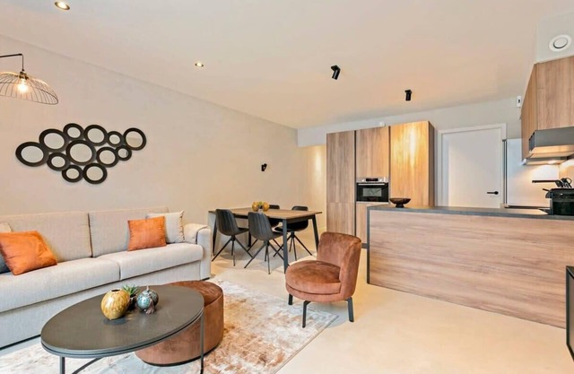 Huswell - Unique apartment in the center of Knokke