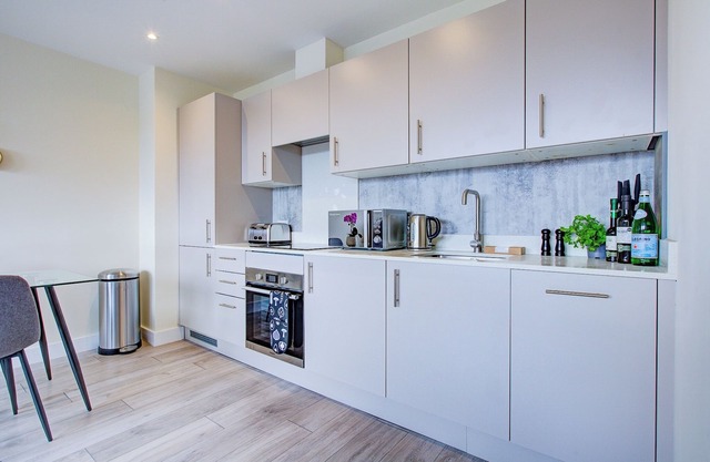 Hybrid Resi - Sutton | 2 Bed Apartment