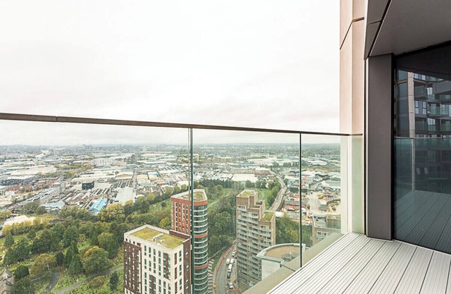 Icon Tower Flat One - North Acton