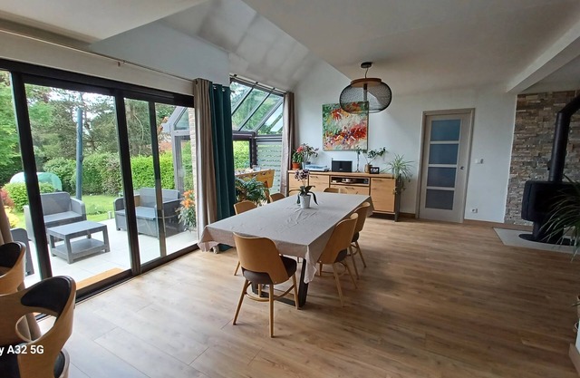 Ideal house for your vacations! 5min from beaches, forest, lake, castle