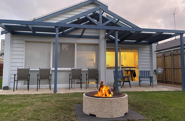 Ideally located Beach House close to picturesque reserve and beaches