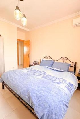 Ideally Located - Fully equipped 2 Bedrooms flat