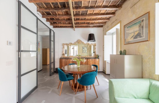 iFlat Vatican High-End Apartment