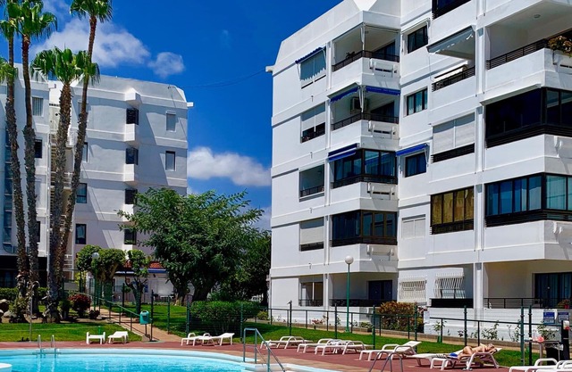 IGUAZU apartment with swimming pools (100 m from Yumbo)