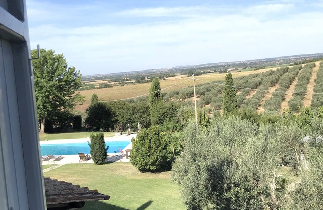IL GRANAIO - Restored Ancient Farmhouse in the olive groves
