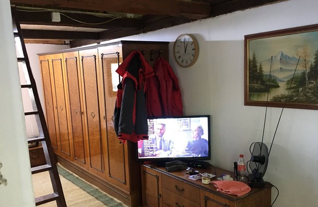 Immaculate 2-Bed Wigwam in Gornji Zovik