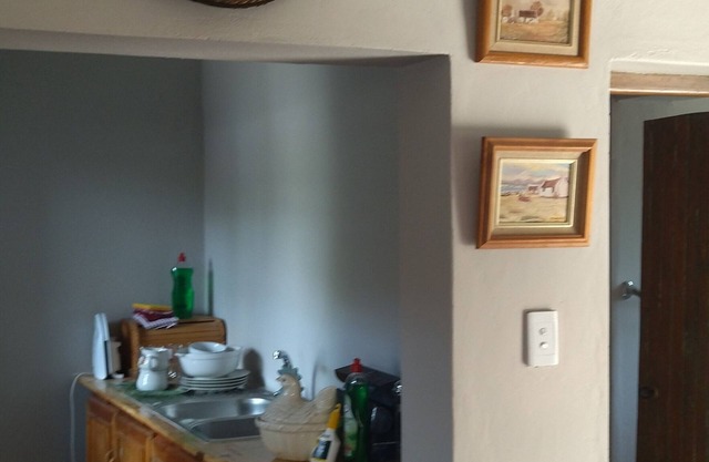 Immaculate 2-bed Garden Cottage in Beaufort West