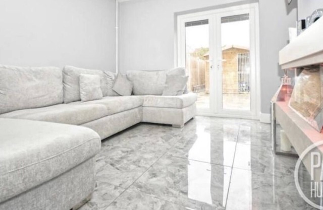 Immaculate 3-Bed House in Bungay