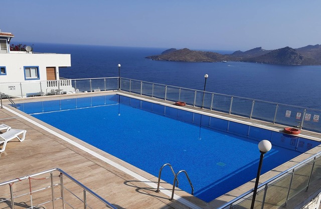 Impeccable 2-Bed Villa with spectacular view