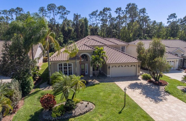 Impeccable 4BR pool home in favored Crown Pointe Community