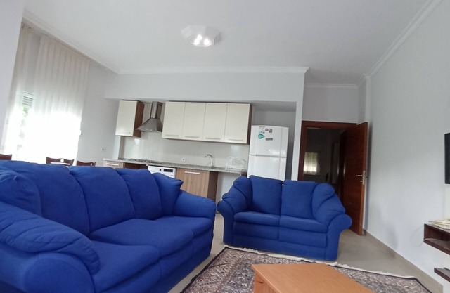 In Antalya, a family-friendly apartment with terrace near the sea