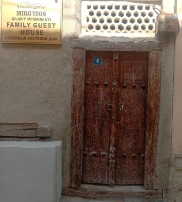 in center of Bukhara Family guest house Mirg'iyos