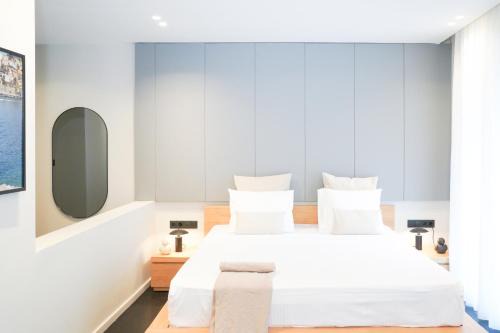 In the Heart of Athens 150m from Monastiraki Metro Station by Lumen Living