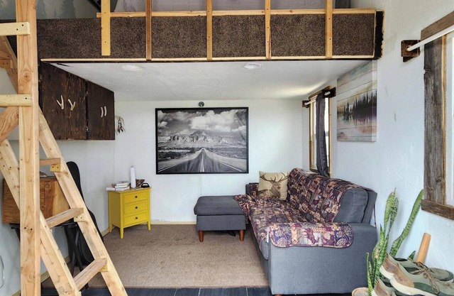 In the heart of beaUTAHful Utah sits this gorgeous retreat