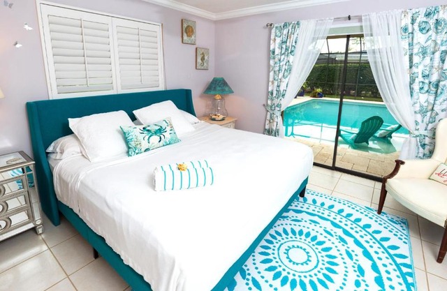 In the Heart of Naples, Suite with Lake & Pool