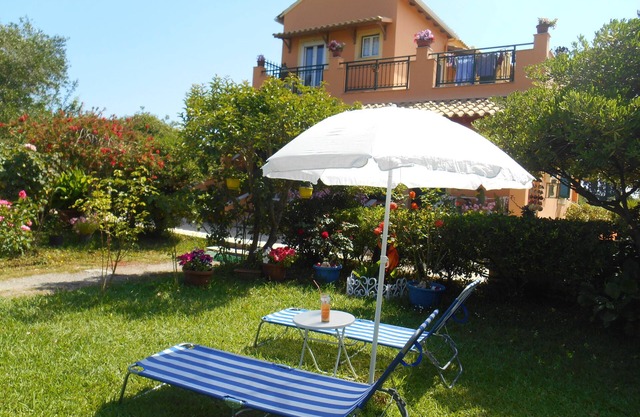 In Villa Nikoli private apartment sleeps 5 AMA 223322