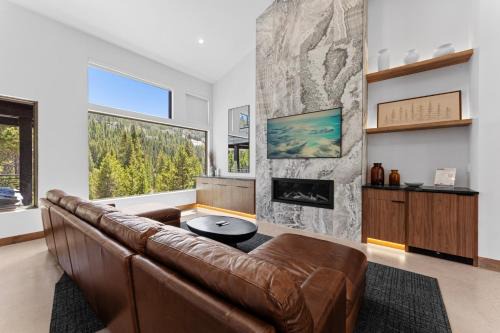 Inas Way Townhomes Unit B by Summit County Mountain Retreats