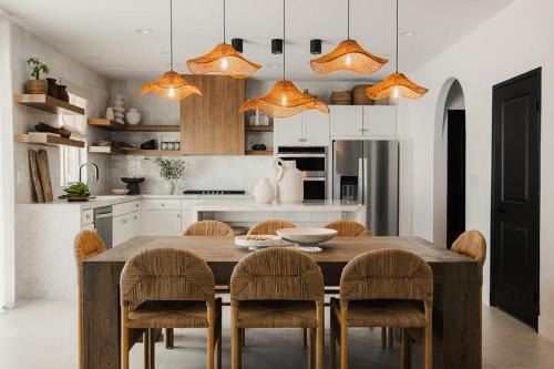 Indah - Chic Paradise in Coachella Valley