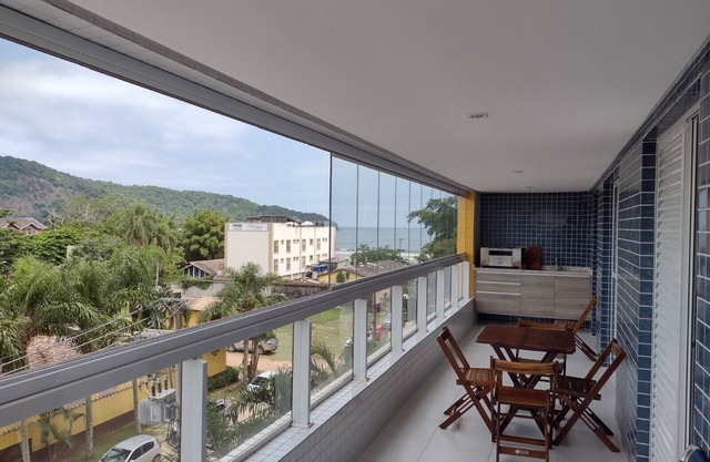 Indaiá Home Club condominium 50 m from Indaiá beach, Bertioga