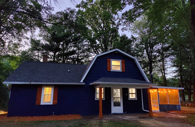 Indiglo Cottage on Pine River