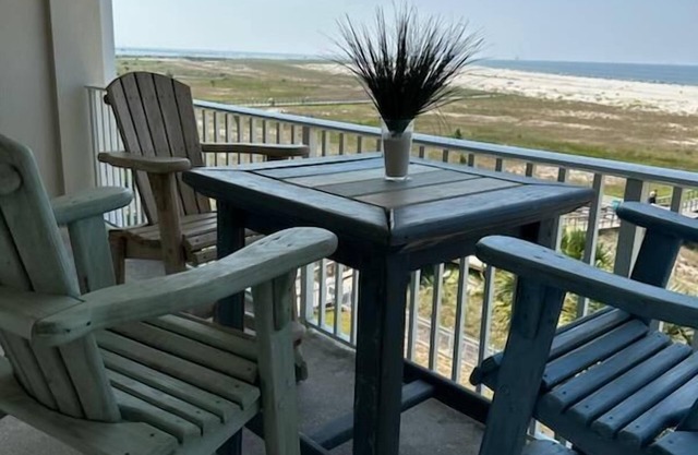 Inn at Dauphin Island 410 Incredible Views!