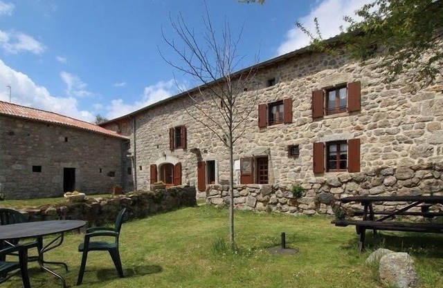 Inn Cubelles, 4 bedrooms, 10 people