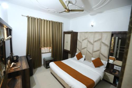 INN Malhotra