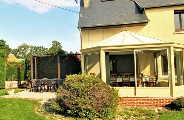 Inn Saint-Martin-du-Manoir, 4 bedrooms, 9 people