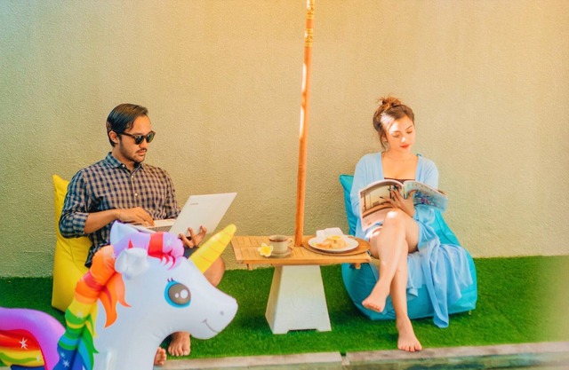 Instagramable 2BR W/Breakfast + Pool Acces