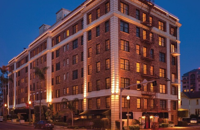 Instant Booking 30% off WorldMark Inn at the Park (One Bedroom Suite)