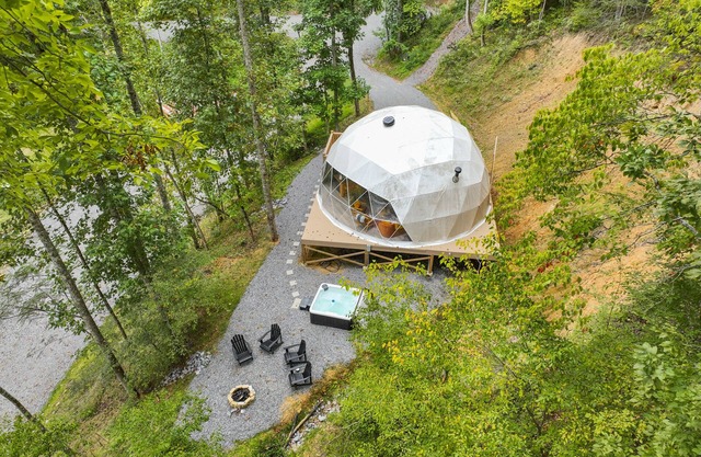 🌠😊️ INTERSTELLAR OVERDRIVE GLAMPING DOME