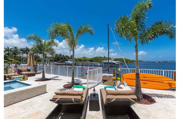 Intracoastal Paradise! Stunning waterfront view!