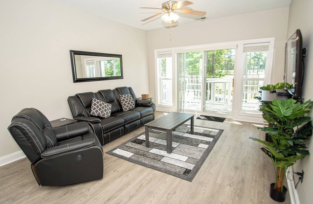 "Introducing a Newly Added Expansive Golf Villa on the 2nd Floor."