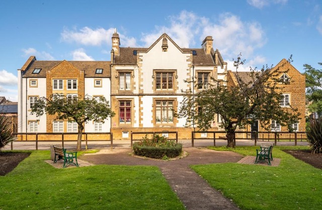 Inviting 1-Bed Apartment in Banbury