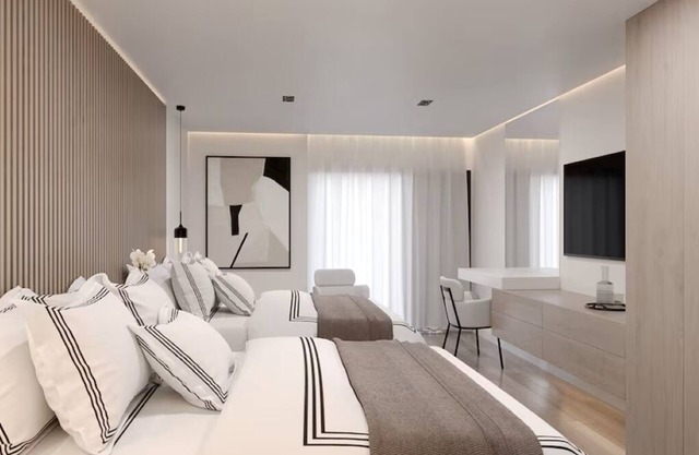 Inviting Room for Families – 6.2 Miles to Disney Excitement