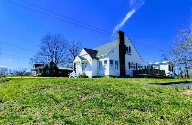 Inxon Mammoth Cave Bungalow Sleeps 16