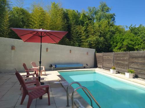 IRON MAN offer a villa located right on the river