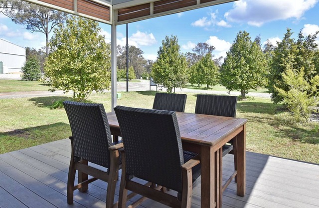 Ironbark Hill Villa 5