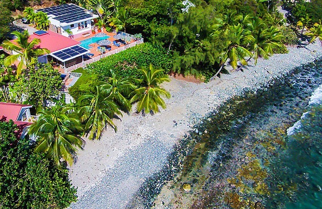 Island Beach Bliss: Waterfront Villa! Full A/C! Huge Pool and Hot Tub!