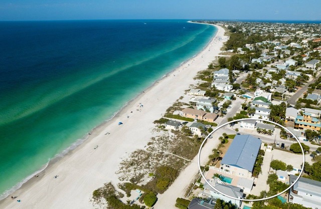 Island Beach Club 22 - Anna Maria Island - Condo 2 Bedroom/1 Bath gulf.