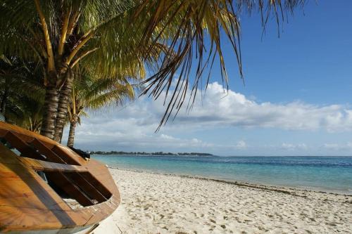 Island Villa - A taste of Paradise