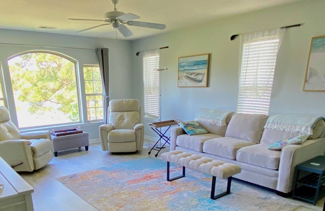 It's all about the view! 2 Bedroom, 2 bath True Blue