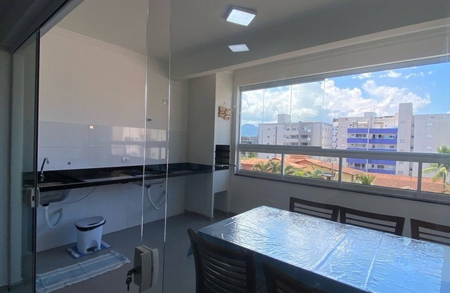 Itaguá - Swimming pool - Balcony Grill