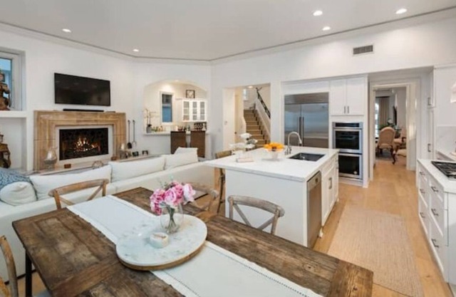 Italian luxury beach mansion