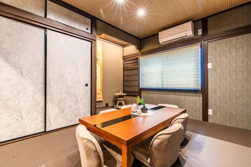 J S暁宅-弦月 gengetsu